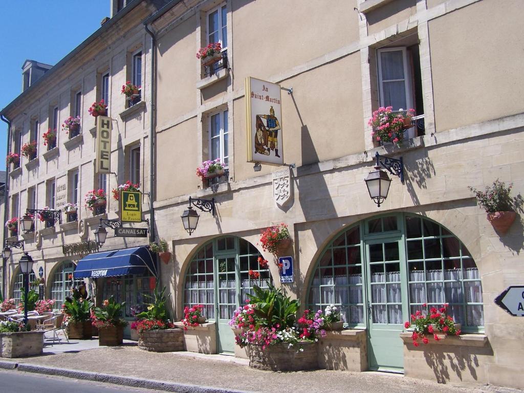 Hostellerie Saint Martin- Logis Hotel Et Restaurant Creully sur Seulles Zewnętrze zdjęcie