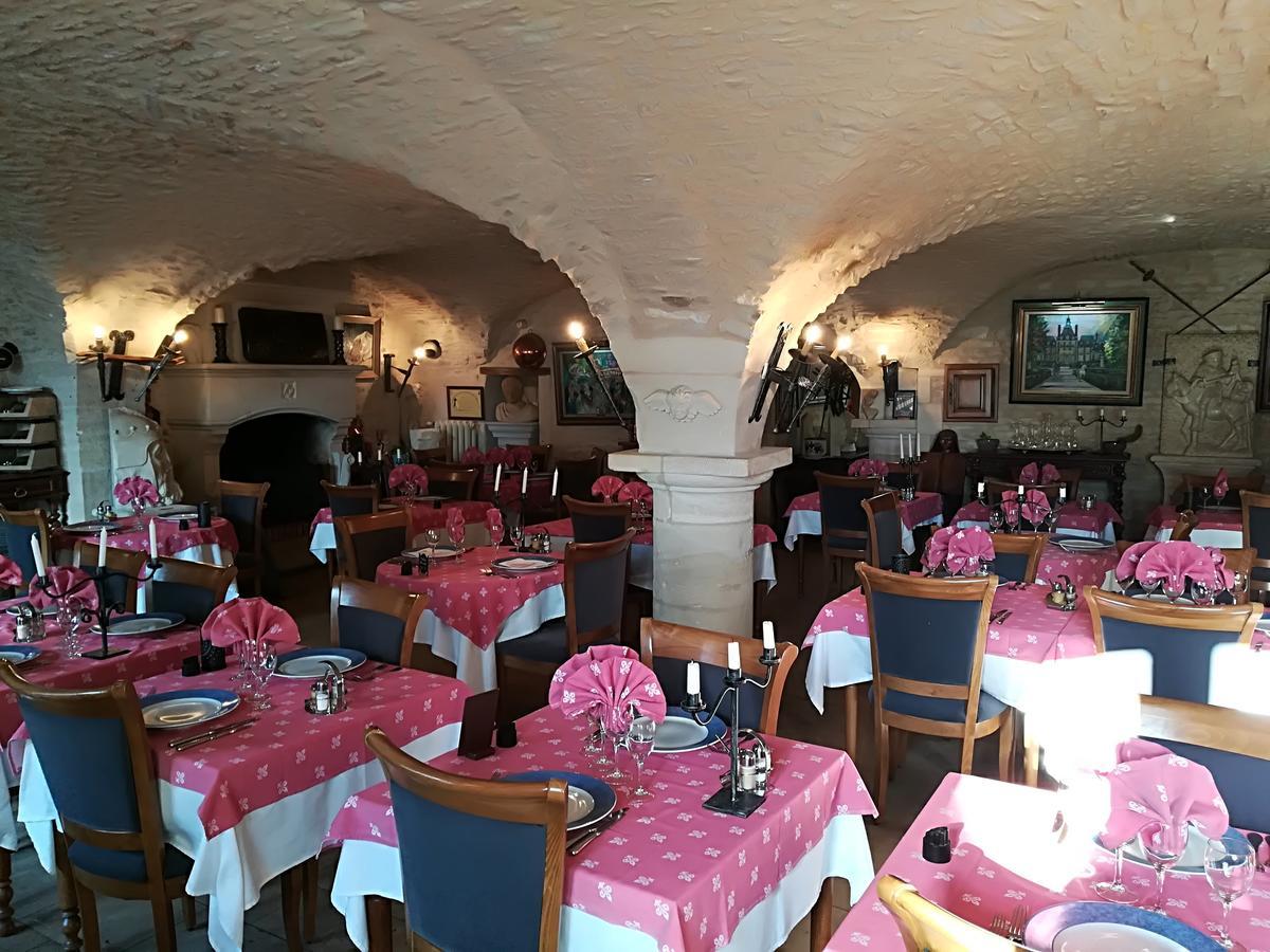 Hostellerie Saint Martin- Logis Hotel Et Restaurant Creully sur Seulles Zewnętrze zdjęcie