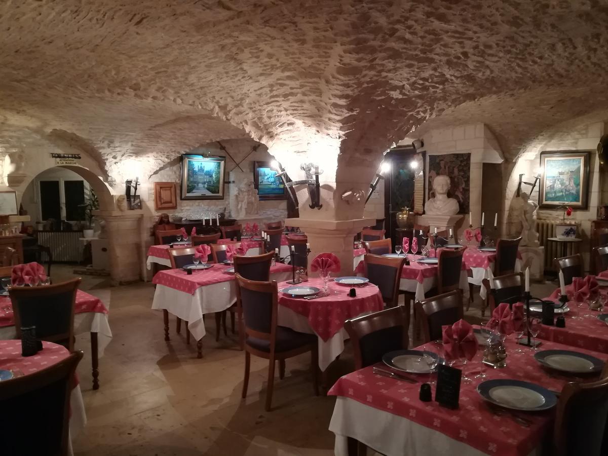 Hostellerie Saint Martin- Logis Hotel Et Restaurant Creully sur Seulles Zewnętrze zdjęcie